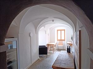 Gruppenhaus Tgesa pravenda Eingansbereich