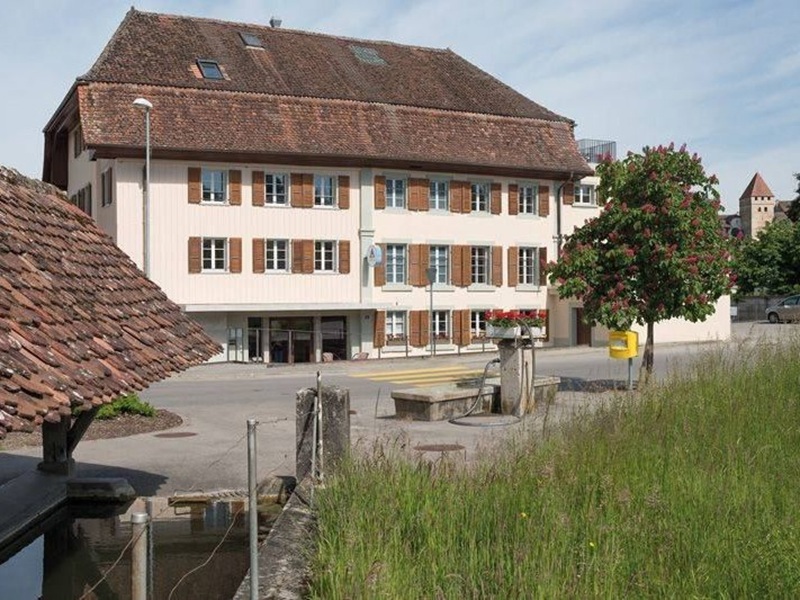 mittel_Aussenansicht2_Jugendherberge_Avenches.jpg